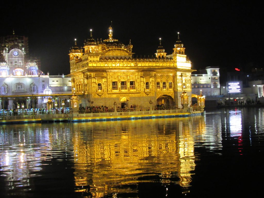 Golden Temple - Amritsar - TripMantu